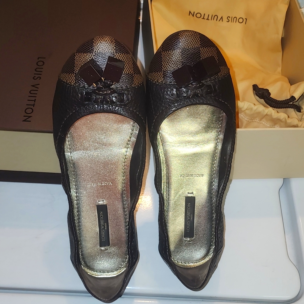 ✅️100% Authentic Louis Vuitton Damier Ballerina Flats